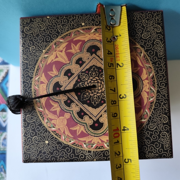 4/$50⭐️Punch Studio Tapered Gift Box w/Black Tassel No. 86413 - Picture 6 of 7